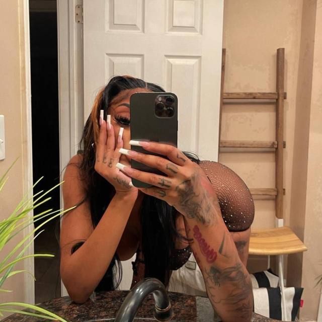 Telegram:: @Emilyjoy189 Sexy girl🔥Available Anytime for In Call 📲 Out Call , Car call service At Cool Rate .🔥 Open minded and - Image 3